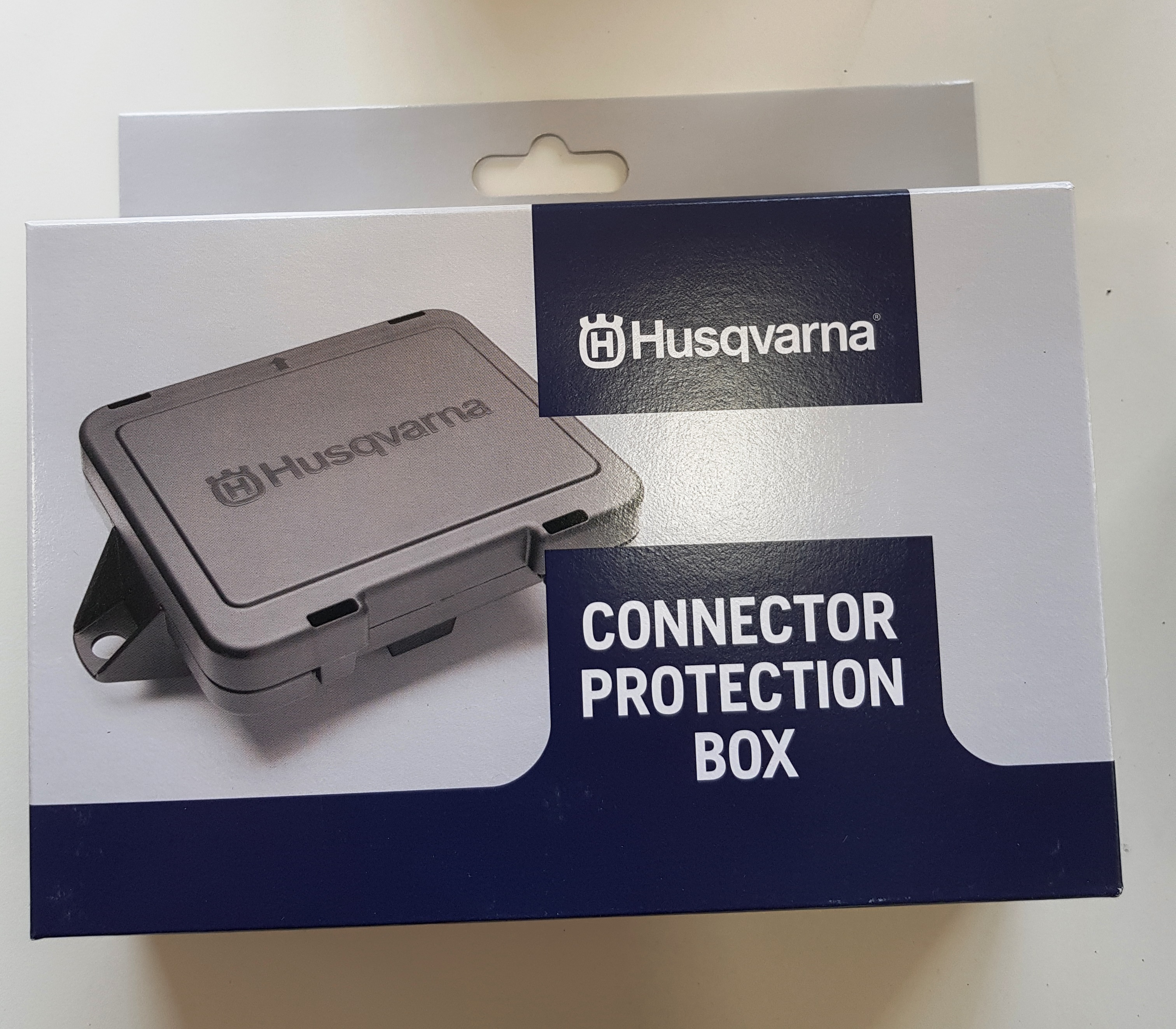 Automower Installation Schutzsteckerhülle